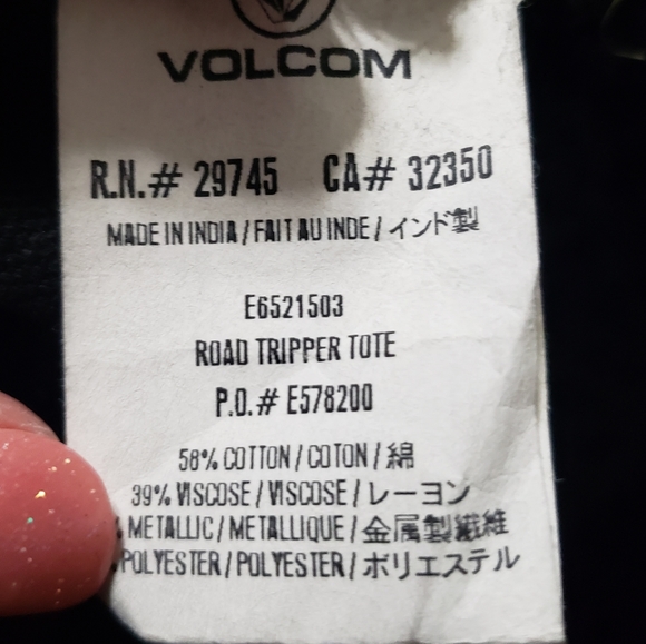 Volcom NWT Road Tripper Crochet Tote Black - Picture 8 of 12